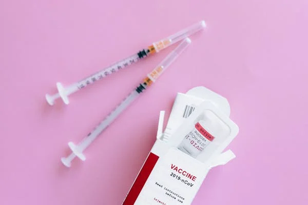 c19 vax and needles